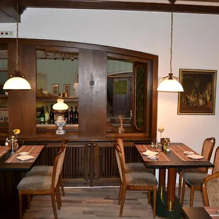 Kölner Hof Garni - Eifel Hotel 3*