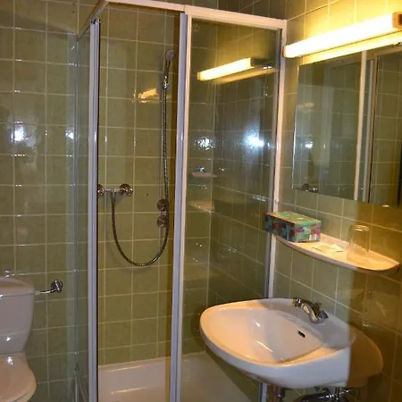 Kölner Hof Garni - Eifel Hotel 3*